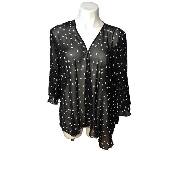Maurice’s women’s black & white polka dot crochet trim kimono - Picture 10 of 10